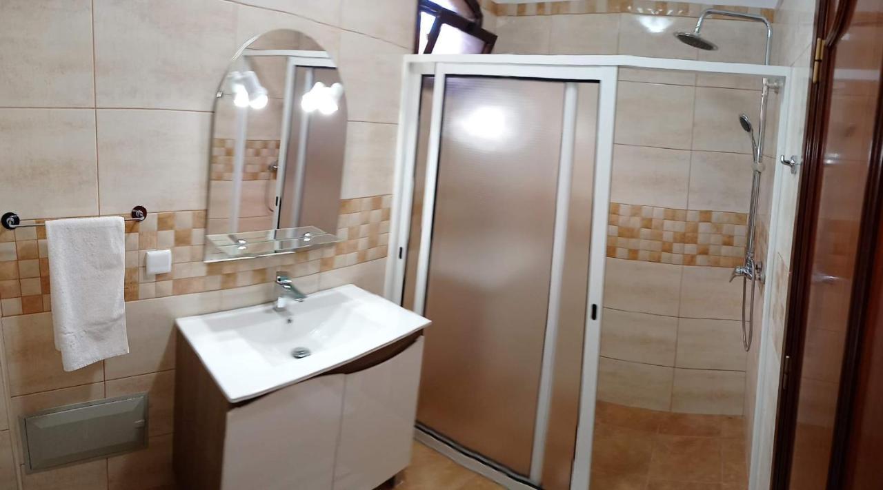 Arcos Grands Suites With Enormous And Private Pool. Arco da Calheta  Exteriör bild